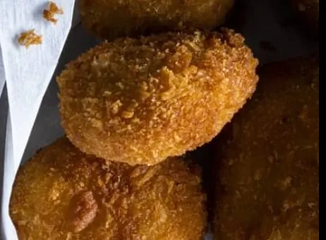 Croquette apéritive au fromage